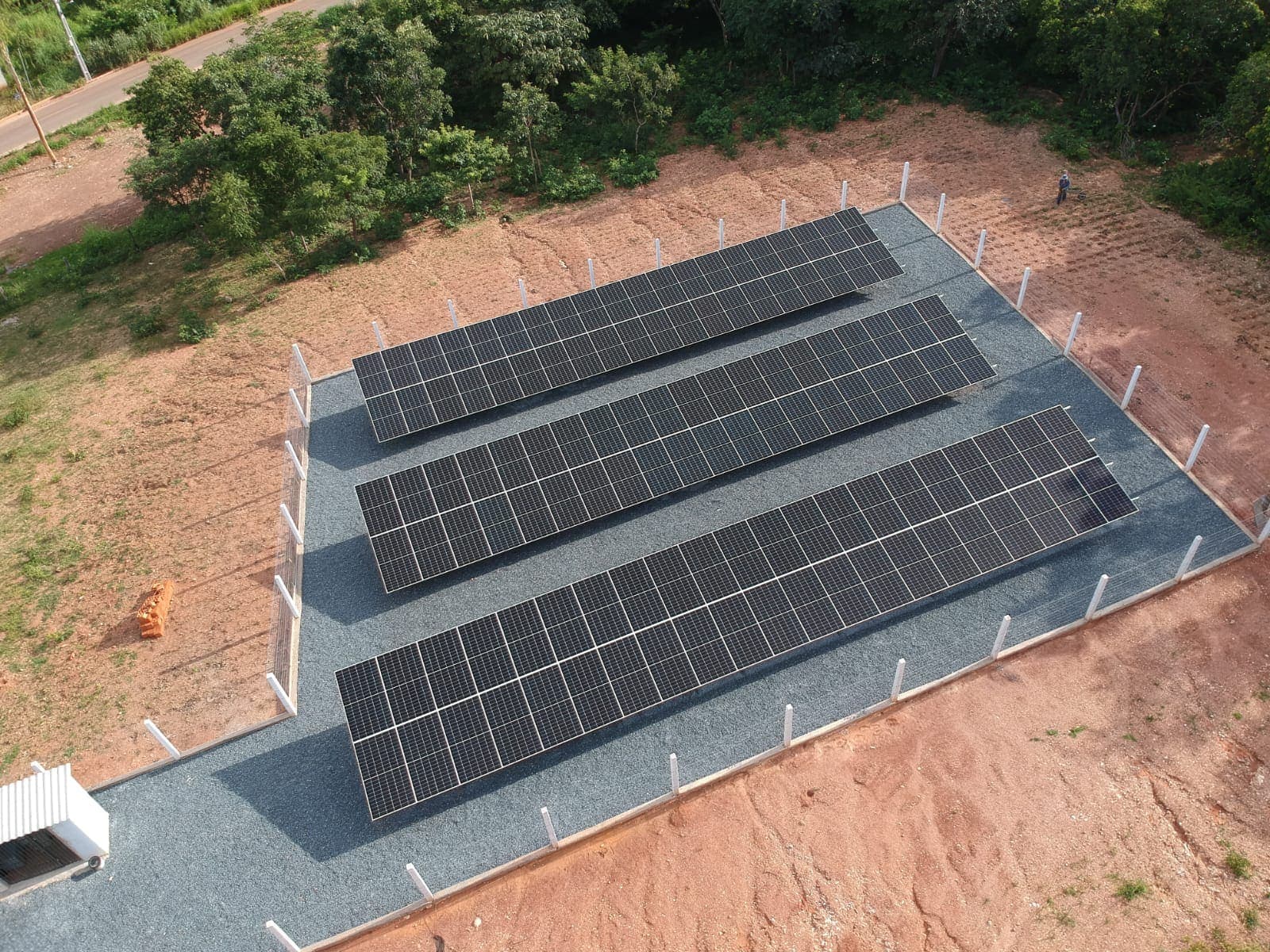 Sistema Solar 8000kWh — Várzea Grande